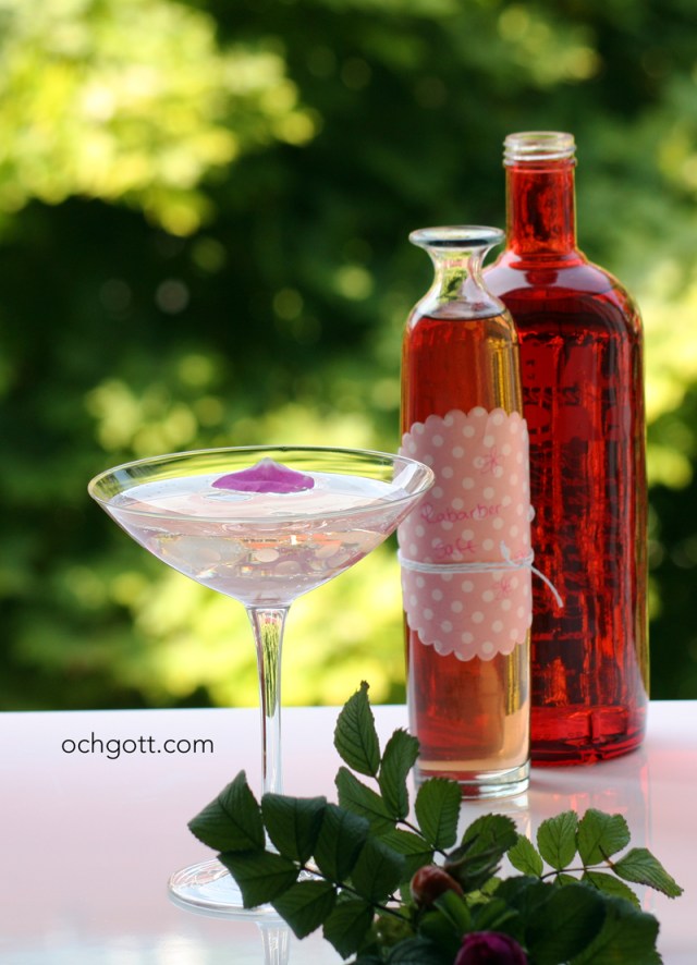 Sommardrink med rabarber