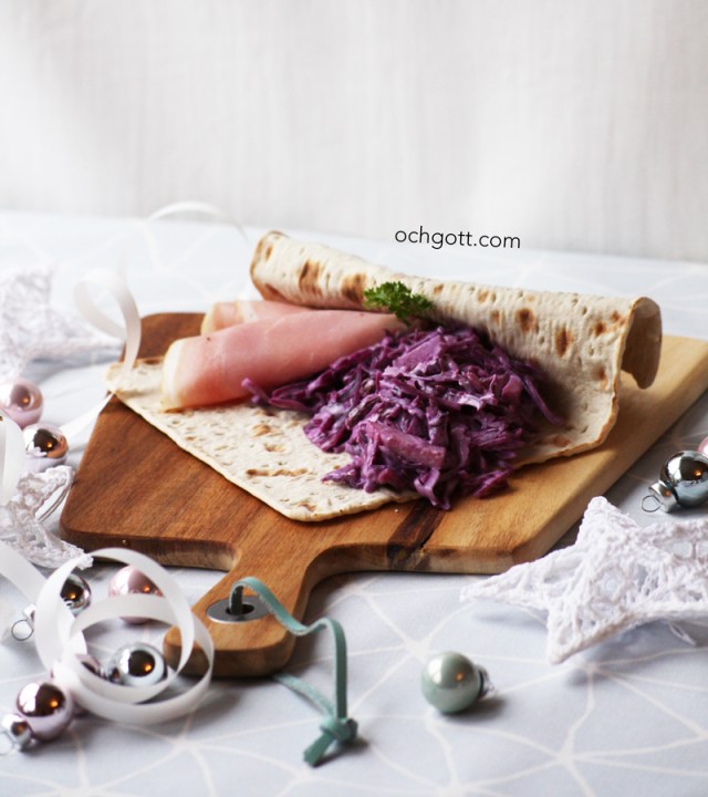 Julslaw med rödkål