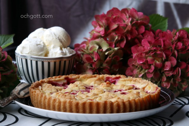 Peach Melba paj - Foto: Britt-Marie Knutsson