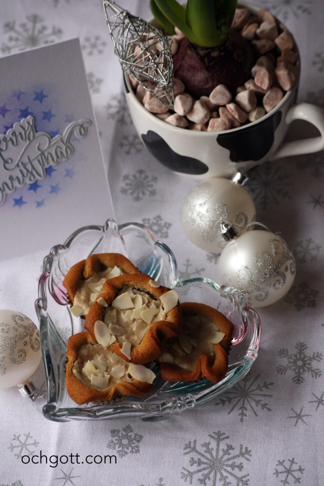 Mandelfyllda pepparkaksformar - Foto: Britt-Marie Knutsson