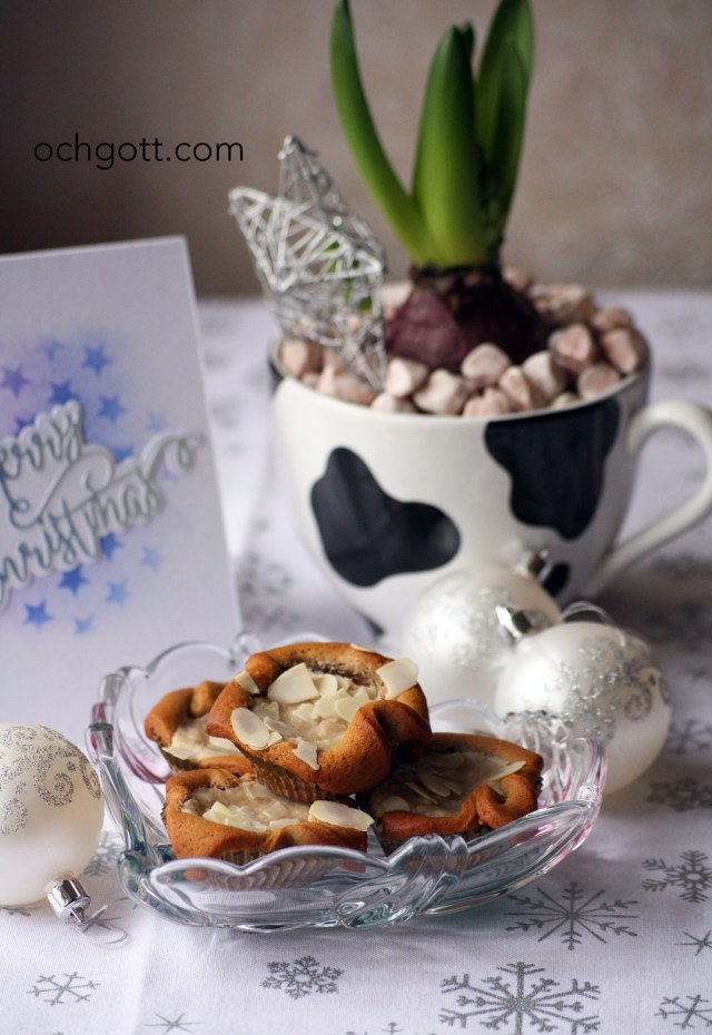 Mandelfyllda pepparkaksformar - Foto: Britt-Marie Knutsson