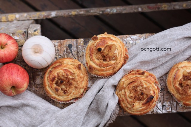 Äppelbullar med digestiveströssel - Foto: Britt-Marie Knutsson